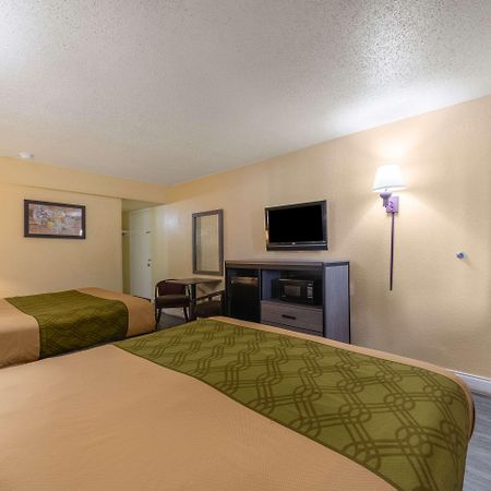 Econo Lodge San Marcos University Area Exterior photo