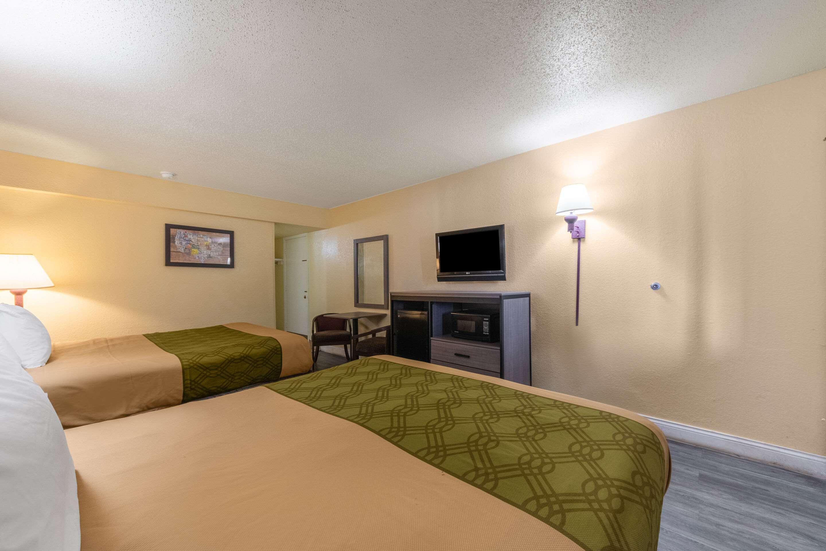 Econo Lodge San Marcos University Area Exterior photo